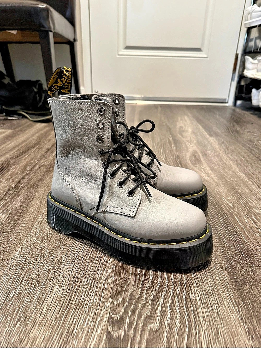 Dr. Martens Jadon III Pisa Leather Platform Boots Gray US 7
